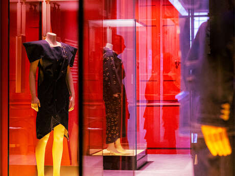 Visites commentées "Infiniment bleu" en LSF