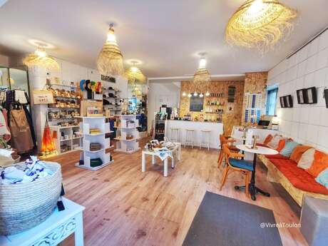 Café boutique : vivre à Toulon