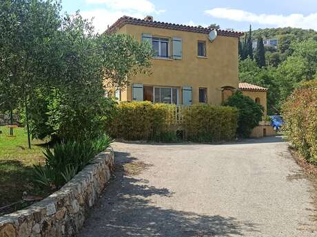 Maison familiale au calme