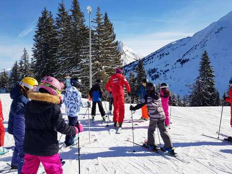 Apprendre et progresser à ski de 5 à 13 ans
