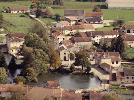 Au fil de l'eau dans la vallée sans rivière