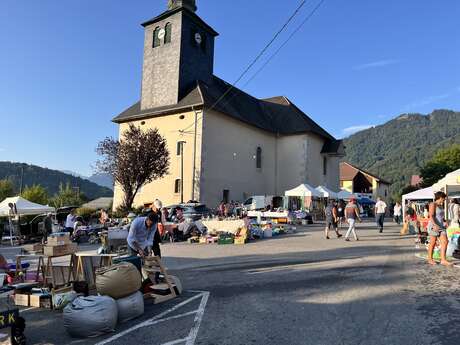 Onnion flea market