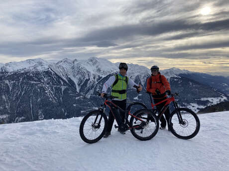 Mountainbike-Ausflug im Schnee "Dahu-Jagd" Mountainbike-Ausflug im Schnee "Dahu-Jagd"
