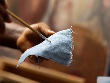 Démonstration de confection de lampes sur pied en tissu