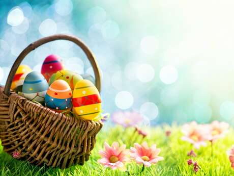 Omelette de Pâques et exposition de peintures.