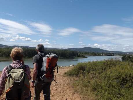 MÉRINDOL - Entre garrigue et Durance