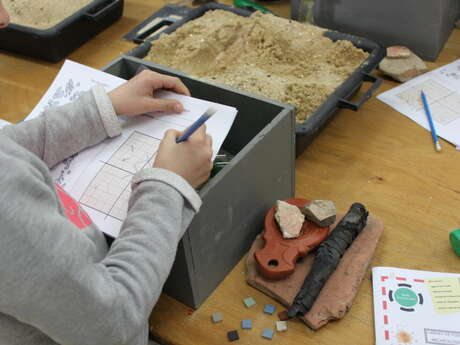 Atelier "fouilles archéologiques"