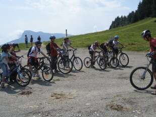 Encadrement VTT montagne