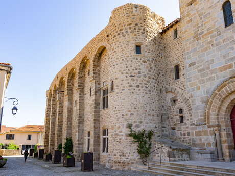 Champdieu, village de caractère