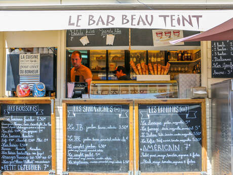 Le Bar Beau Teint
