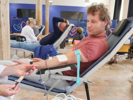 Kommen Sie zum Blutspenden