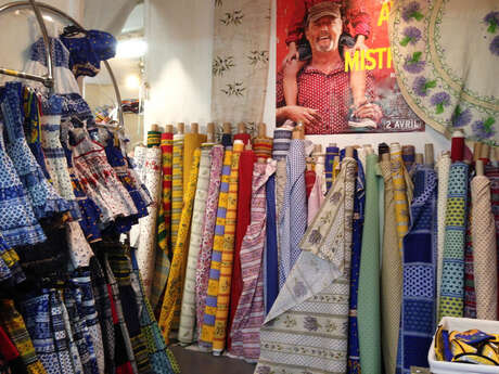 Couleurs d'Arles - La chemiserie du gardian