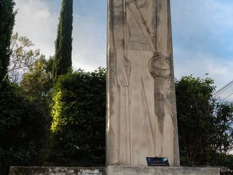 Stèle de la Madeleine à Tornac