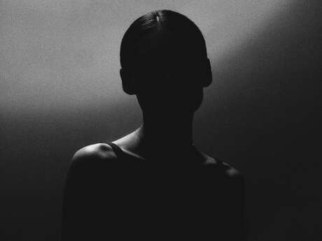Glimpse of Us" photography exhibition by Daniil Kobizskiy