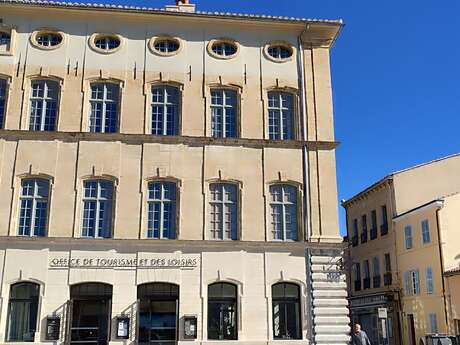 Tourist Office and the Congress of Martigues