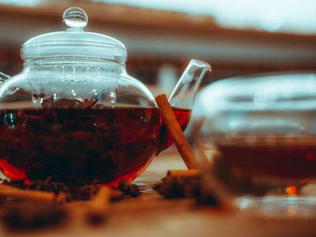 Atelier Herboristerie confection de tisane pour soigner les troubles féminins au café des arts