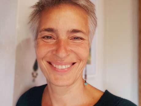 Charlotte Trousseau - Massages, chant et yoga