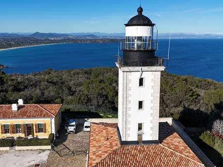 Visita al faro di Camarat