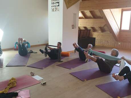 Yoga de La Tortue qui danse : étirements, cardio, reconnexion à soi, mouvements libérateurs