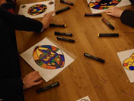 "Les Guides en scène" : L’art du vitrail à Lieusaint