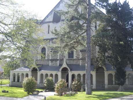 The Jean Lurçat and Contemporary Tapestry Museum
