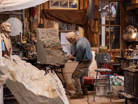 Portrettentoonstelling "Voix du Ventoux" in de Ferme des Arts