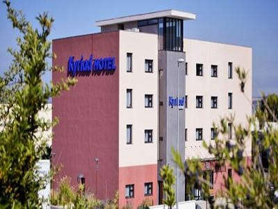 Holiday Inn Express Marseille Airport