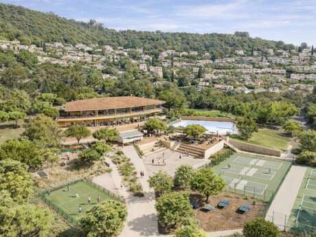 Vacances à la Croix-Valmer en camping 4* Versants