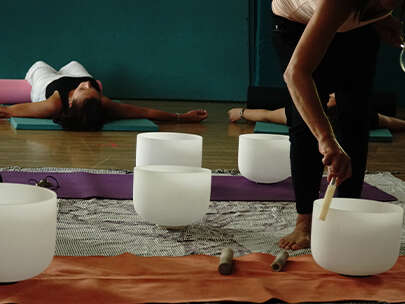 Stage de méditation sonore avec bols de cristal