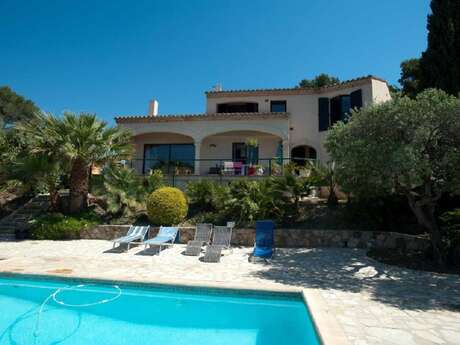 Bardy Monique "La Villa"