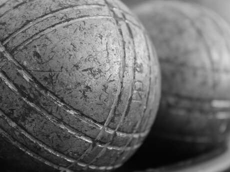 Concours de pétanque