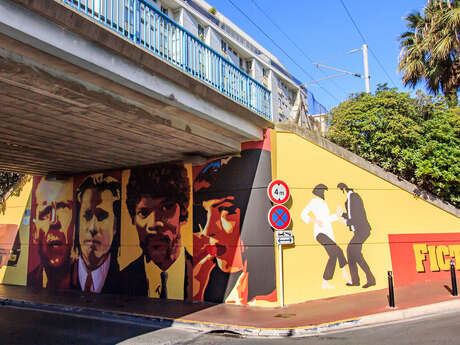 Mur peint "Pulp Fiction"