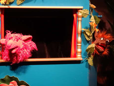 Le vilain petit mouton et le secret de la poule au n'oeuf d'or