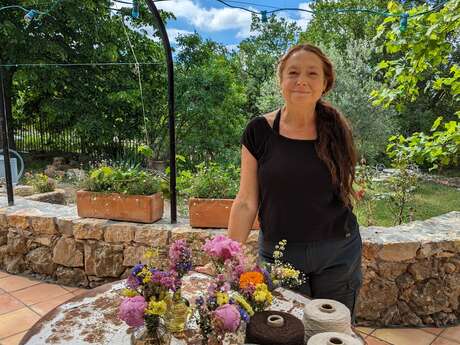 Visite de la Passion - plantes et TISSAGE - Chemins parfumés UNESCO