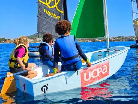 Les stages d'activités de la base nautique UCPA de Sanary-sur-Mer