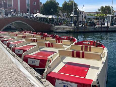 Les barques électriques (Elektroboote)