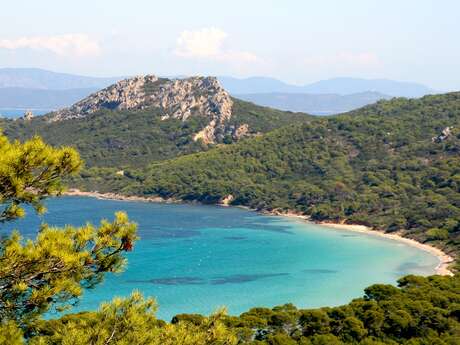 La Croisière Découverte Commentée (ou Commentée et Guidée) - Vedettes Îles d'Or et Le Corsaire