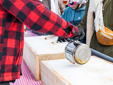Fabrication de sucettes au sirop d'érable