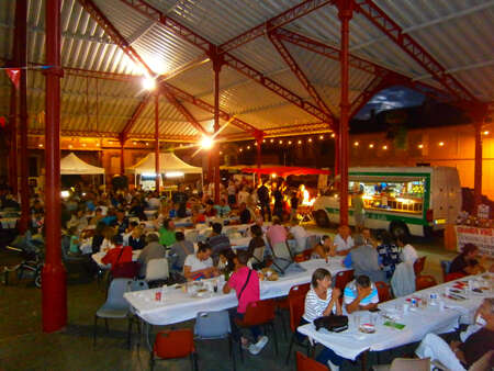 Marché gourmand nocturne