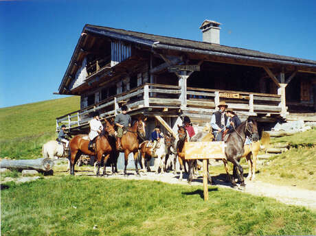 Refuge de la Croix de Pierre