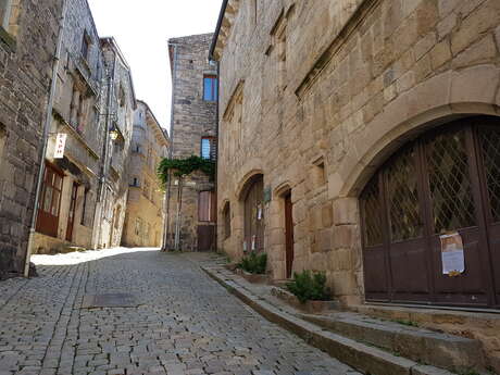 Bourg médiéval de St-Bonnet le Château - Visite guidée