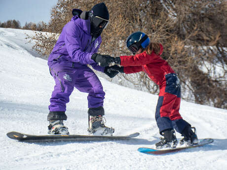 We Snowboard School