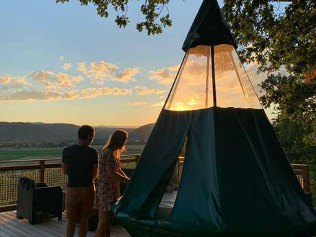 Hébergements insolites au Camping Domaine de Senaud