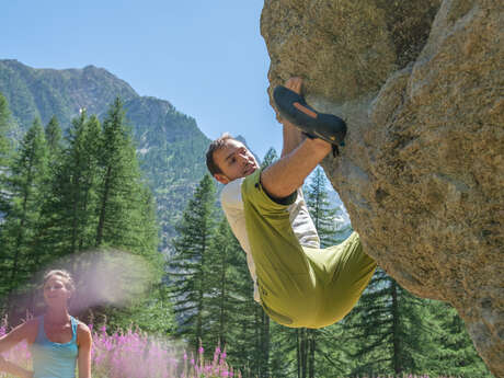 Stage escalade falaises et yoga au Pays des Écrins - Roc Écrins