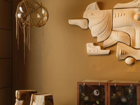 Exposition "Un Monde À Eux"