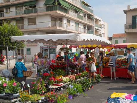 Marché fruits et légumes de Golfe-Juan