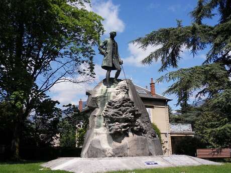 Statue de Jean-Jacques Rousseau