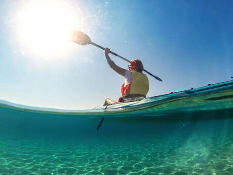 Kayak solo in Antibes: explore the Côte d'Azur differently!
