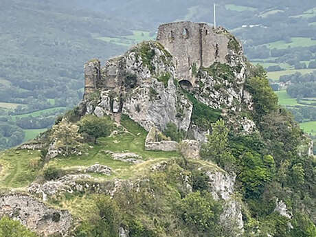 Balade-découverte, le patrimoine archéologique de Roquefixade
