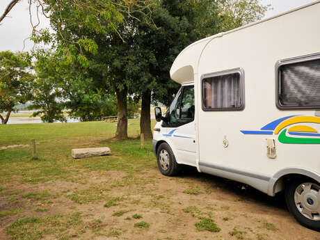 Port Maillard’s camper van area